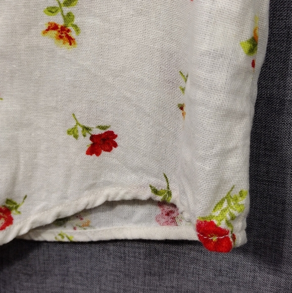 Forever 21 Linen Blend Floral Button Up Shirt Womens S White Red Cottagecore - Picture 4 of 8